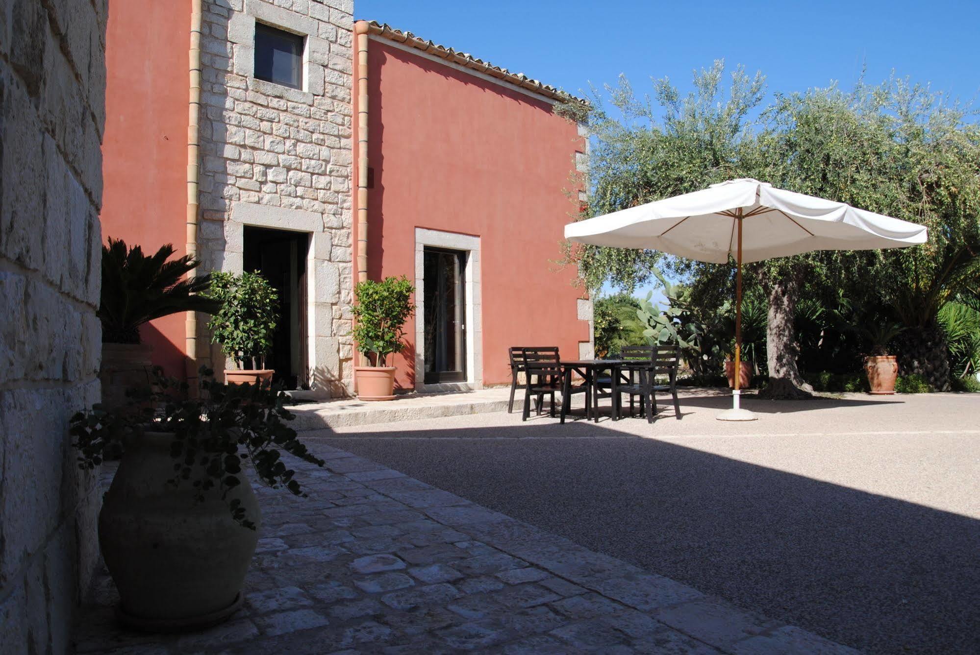 Cambiocavallo Resort Modica Eksteriør billede
